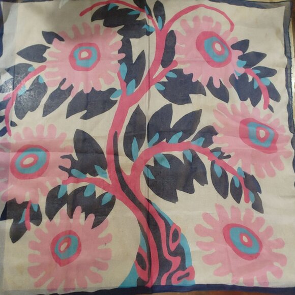 Vintage Italian Floral Polyester Scarf Bold Pink Blue Design 27 by 27 Inches - Picture 10 of 11
